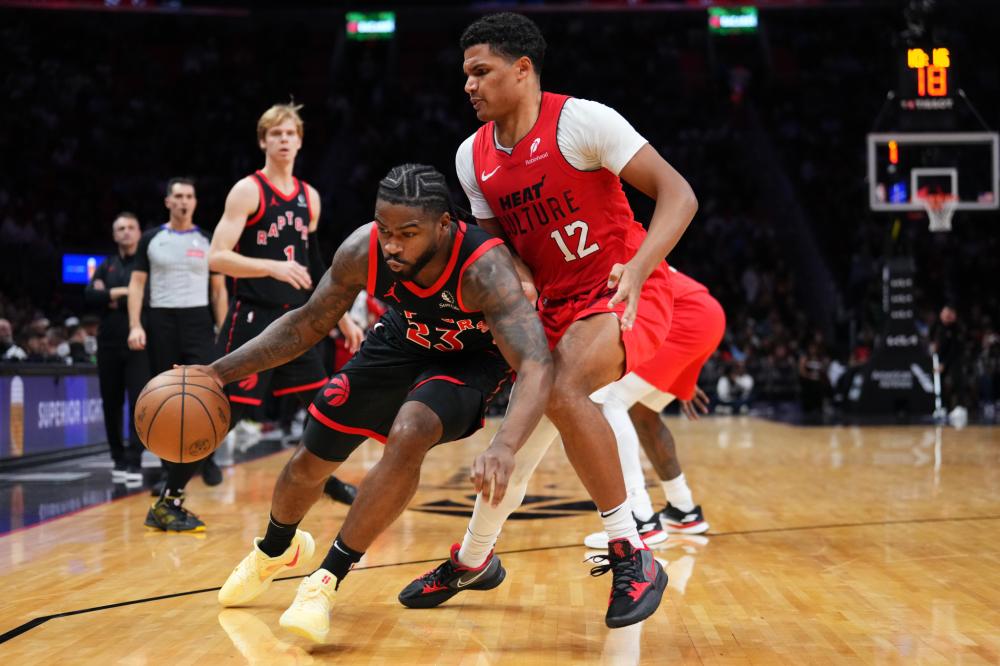 进一步拉开 进一步拉开